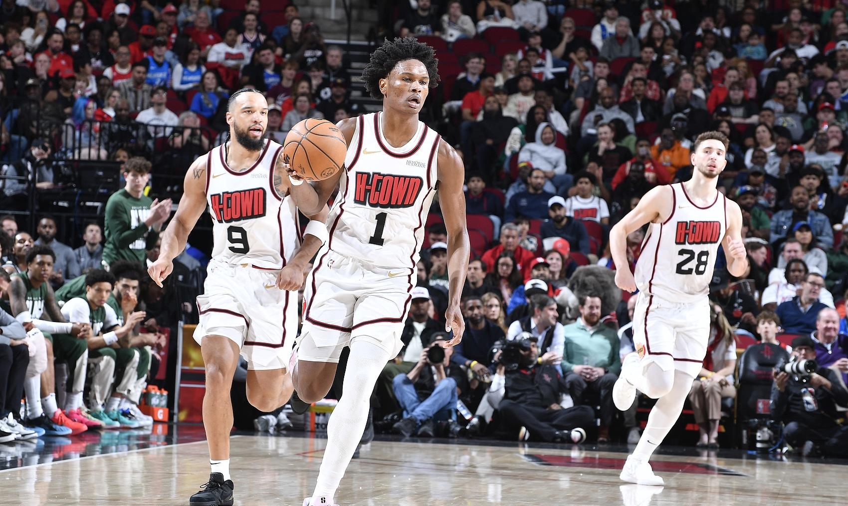 火箭迎战公牛，战术部署精准有序(2021年2月23日火箭vs公牛)