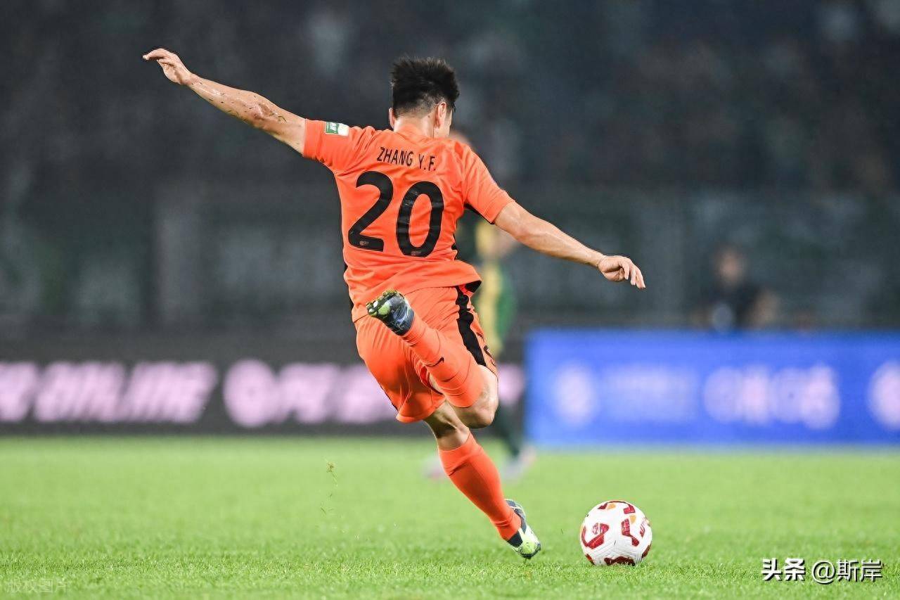 中超-米特里策双响亚戈替补首秀破门浙江3-1逆转玉昆